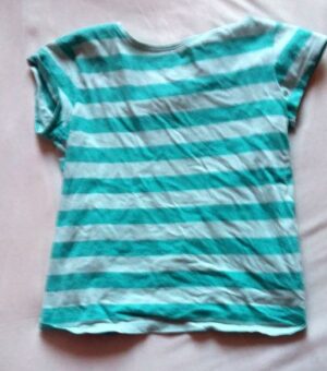 T-shirt rayé vert