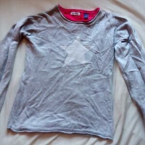 Pull étoile gris
