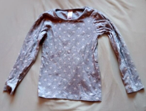 T-shirt petits coeurs manches longues